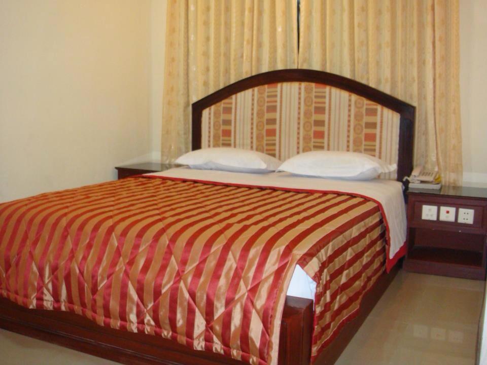 Comfort Star 2 Hotel Phnom Penh Exterior foto